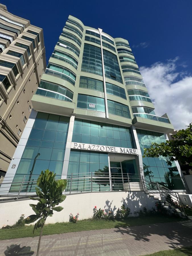 Apartamento para Venda em Itapema / SC no bairro Meia Praia - A5 Negócios Imobiliários