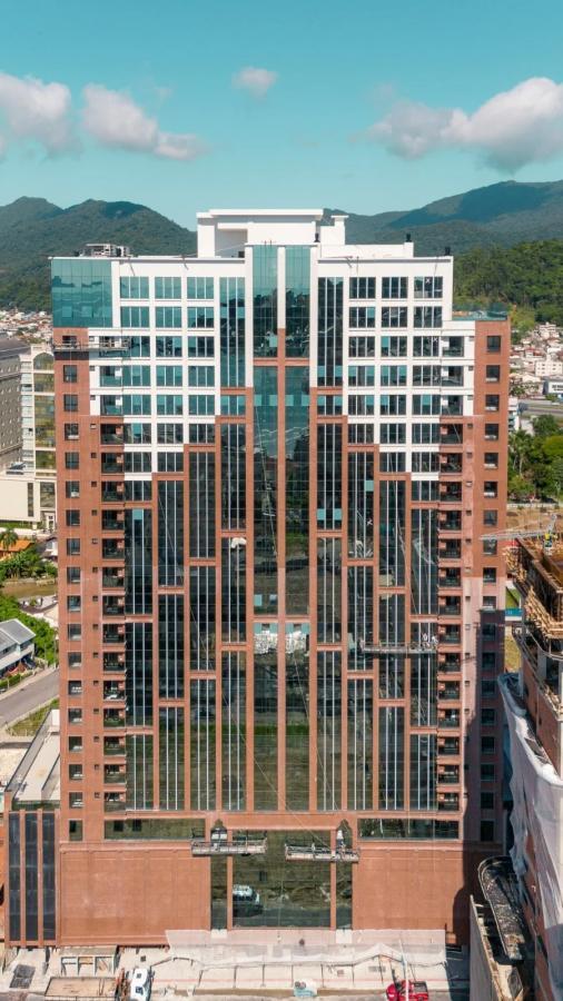 Apartamento para Venda em Itapema / SC no bairro Centro - A5 Negócios Imobiliários