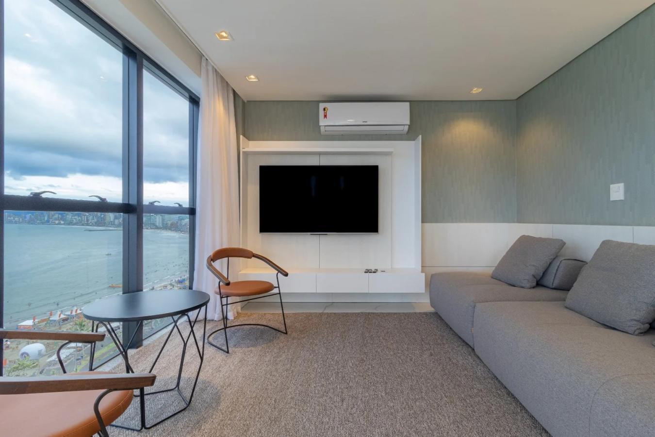 Apartamento para Venda em Itapema / SC no bairro Centro - A5 Negócios Imobiliários