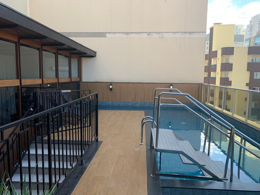 Apartamento para Venda em Itapema / SC no bairro Meia Praia - A5 Negócios Imobiliários