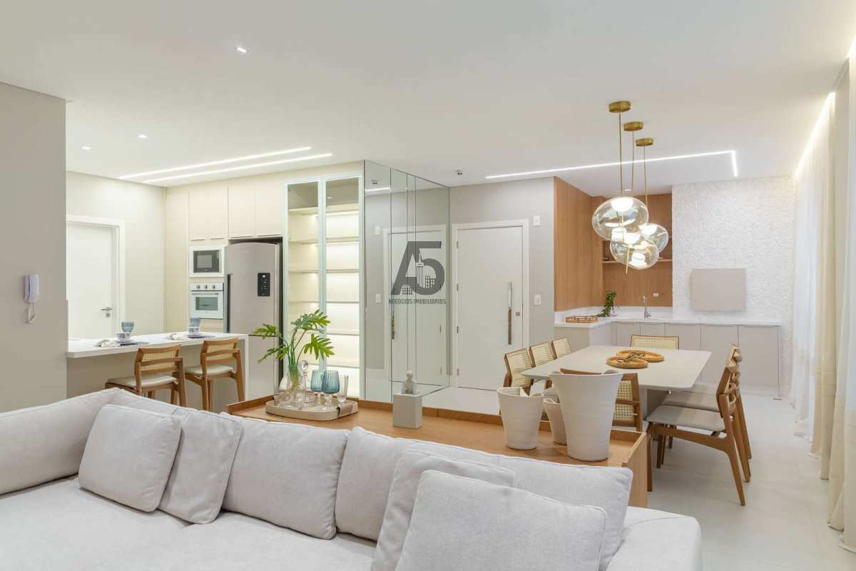 Apartamento à venda, no Villa Aurora, Meia Praia, com 3 quartos - A5 Negócios Imobiliários