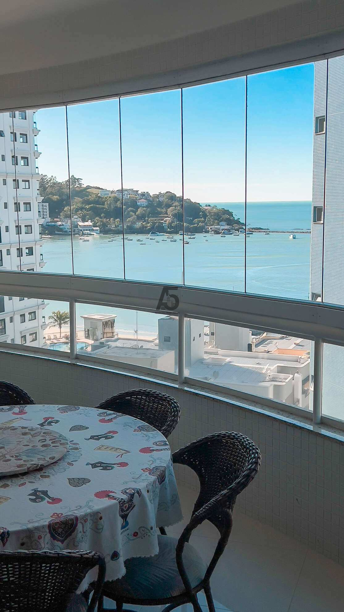 Apartamento à venda, no Residencial Especiale,  em Itapema, Centro, com 3 quartos, 153m² - A5 Negócios Imobiliários